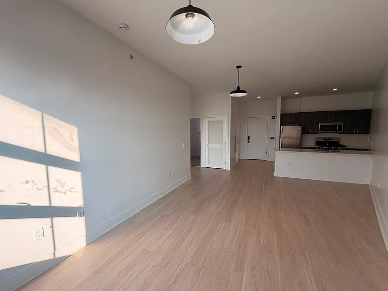 281 Fairmount Ave #54E — Photo 2