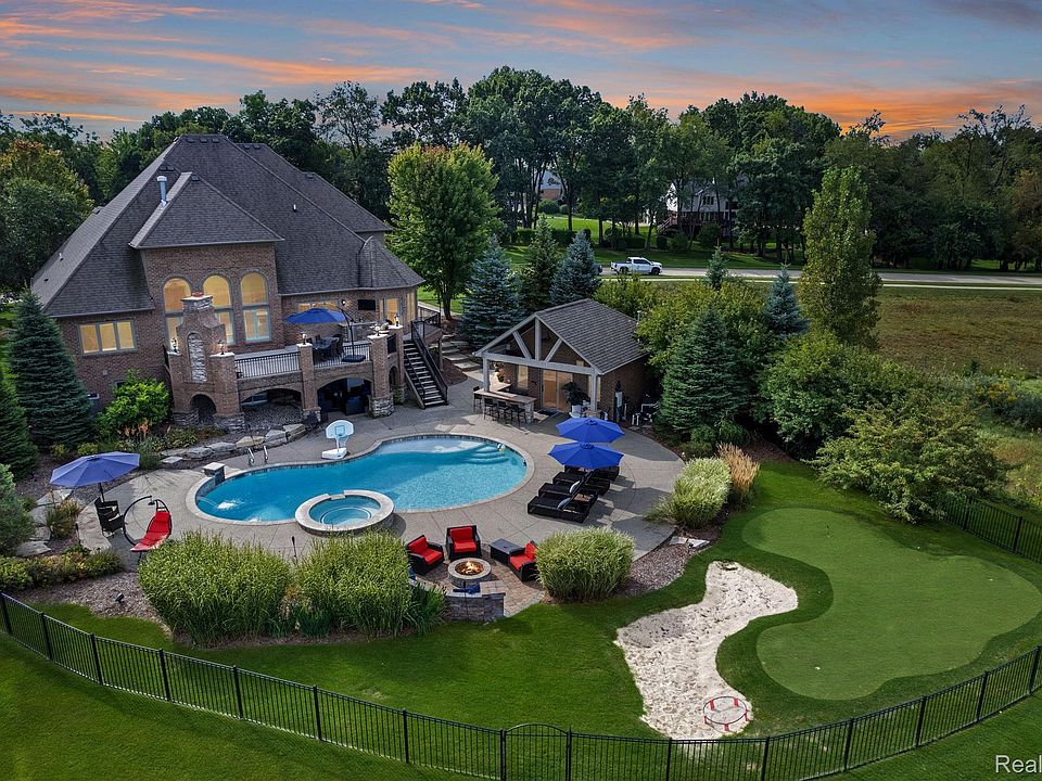 1st image of 6997 Sawgrass Dr
