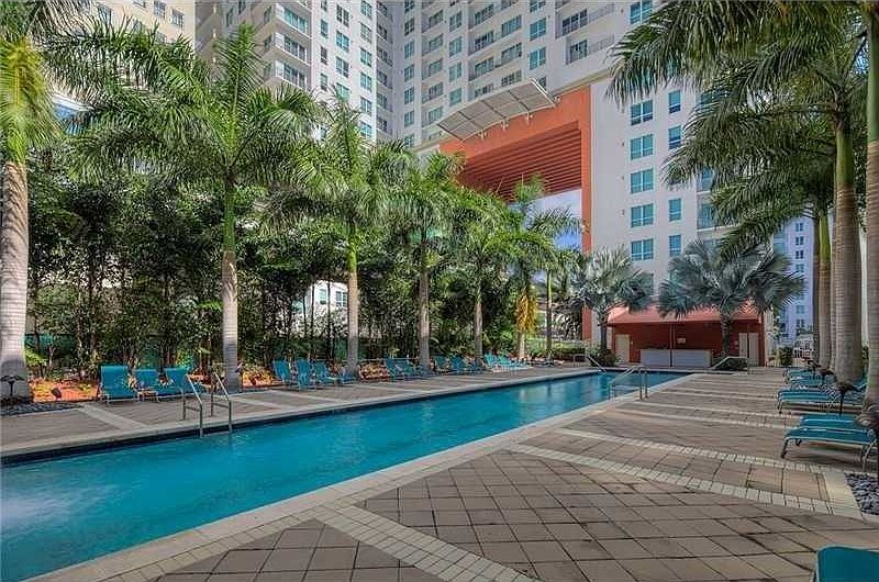 2nd image of 133 NE 2nd Ave APT 2404