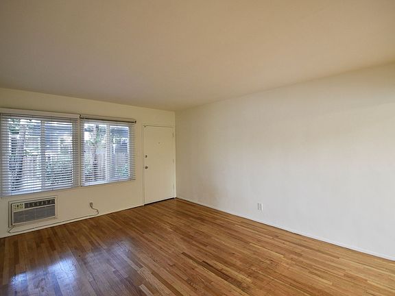 3rd image of 1212 N Hollywood Way APT A