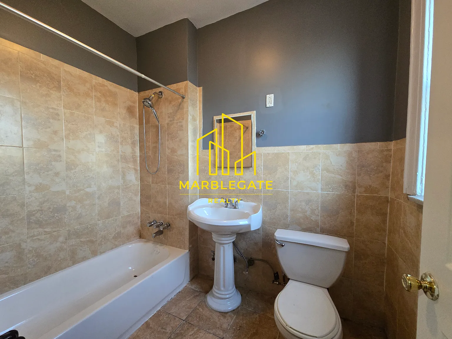 1 bed, 650 sqft, $1,525 — Photo 2
