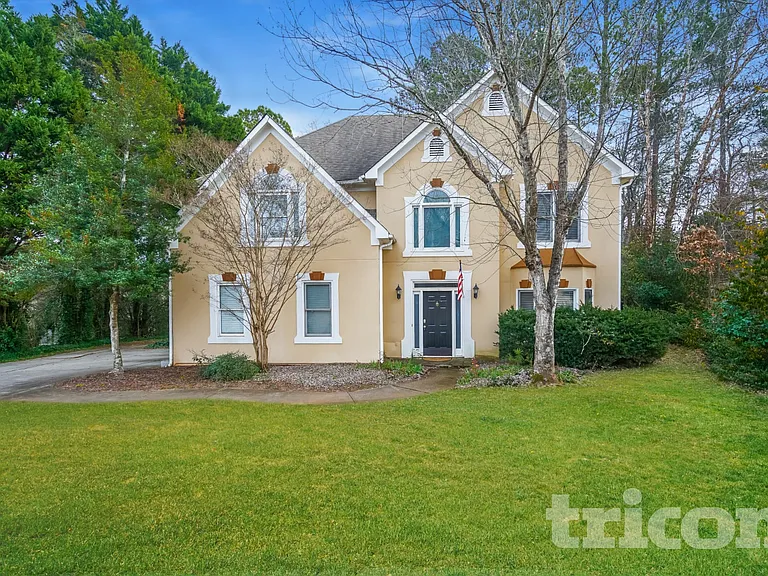 5024 Kendall Sta NW — Photo 1