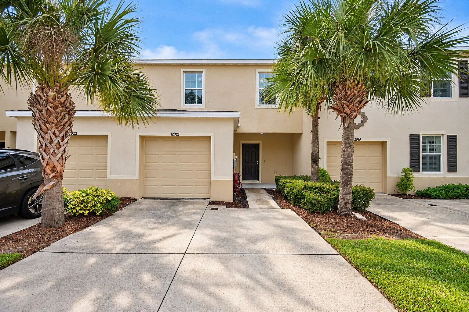 3 bed, 2.5 bath, 1478 sqft, $1,790 — Photo 1