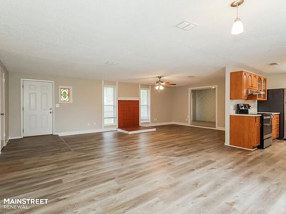 5th image of 2816 Frontier Ave