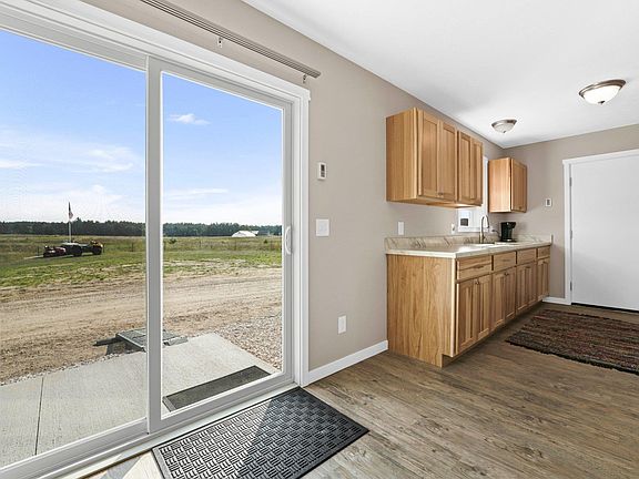 5th image of 2835 Walton Rd