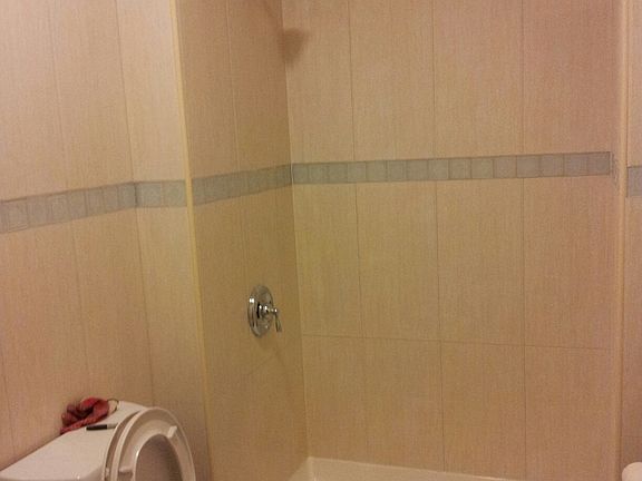 3rd image of 1642 Bath Ave APT 3