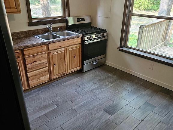5th image of 8750 Paw Paw Trl