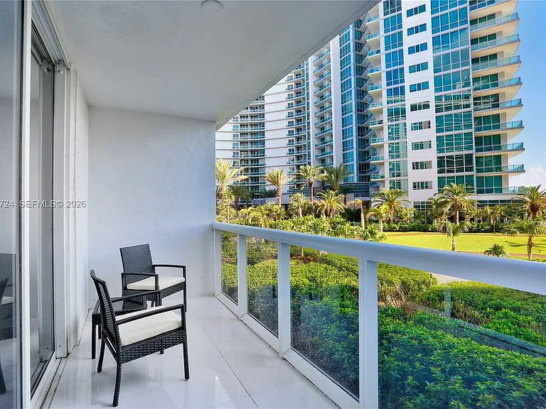 10275 Collins Ave #335 — Photo 15