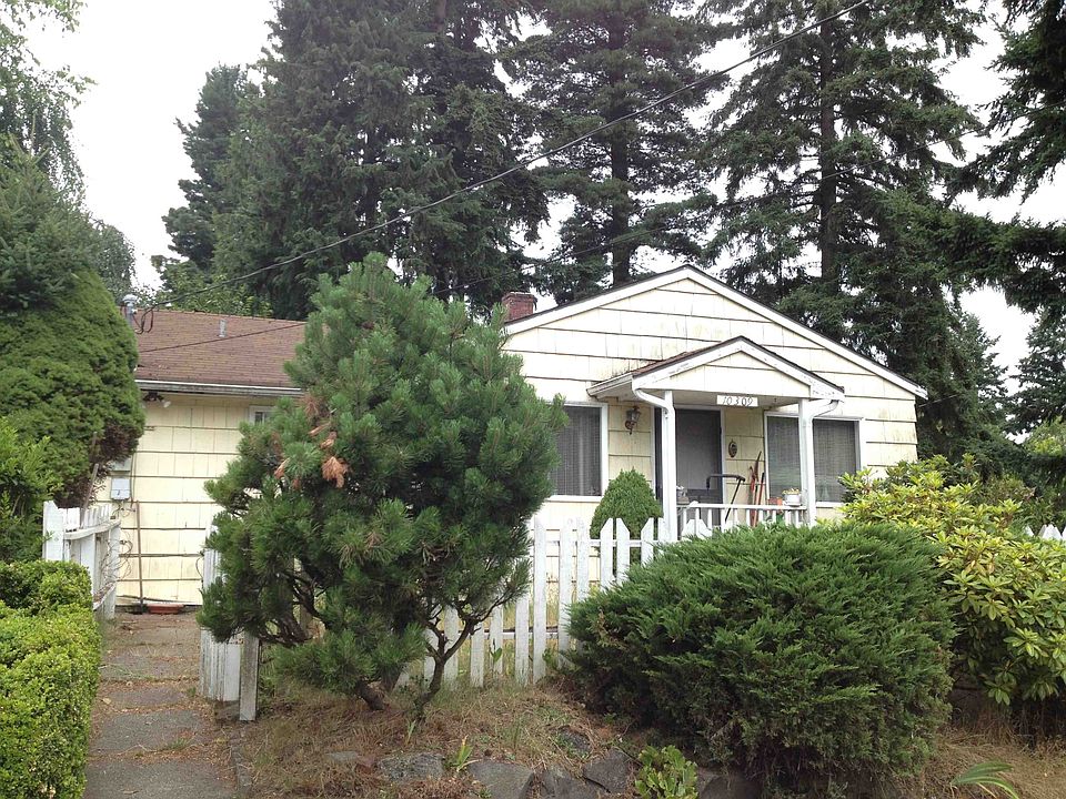 1st image of 10309 15th Ave NE