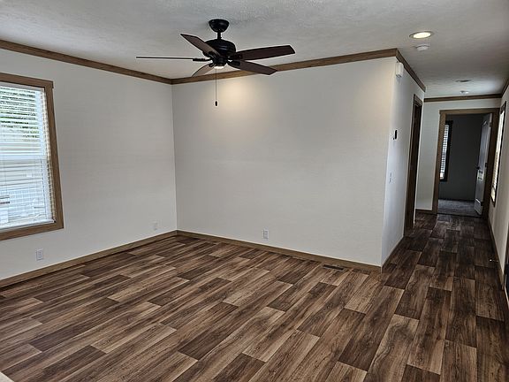 5th image of 2101 SW 38th St #67