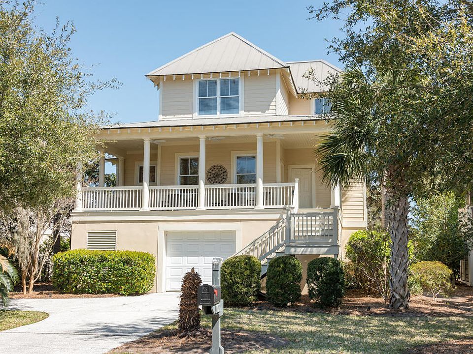 1st image of 4020 Bridle Trail Dr