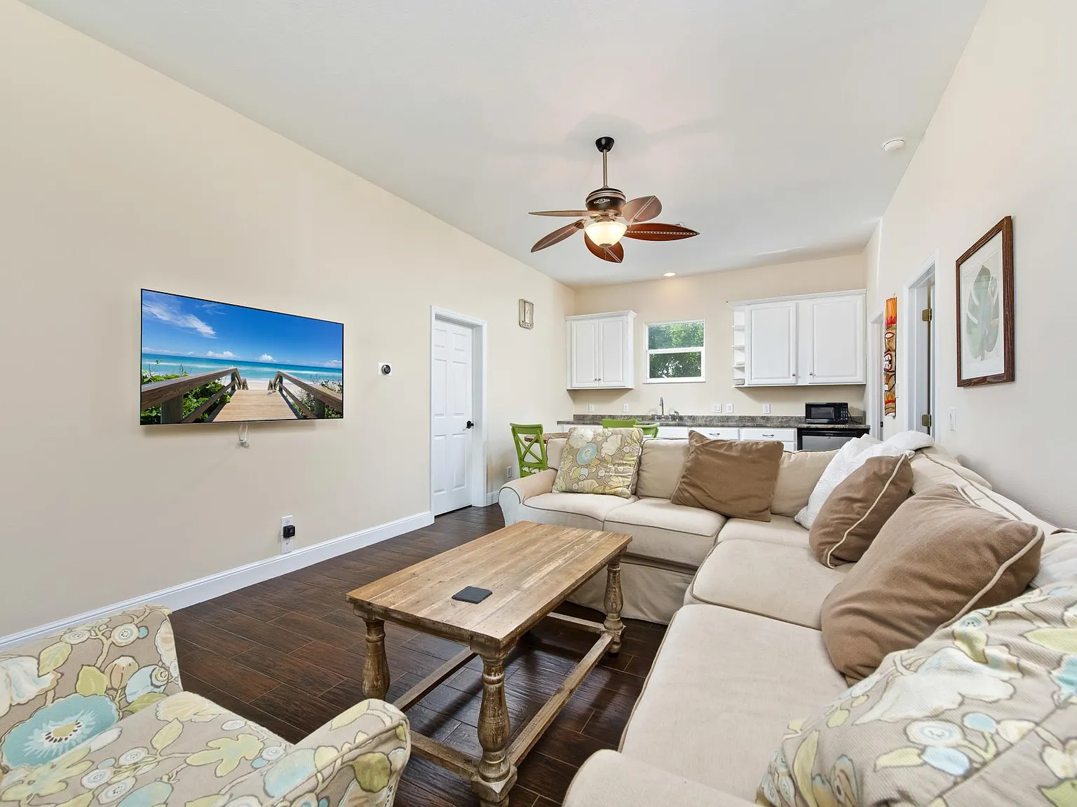 1 bed, 800 sqft, $1,950 — Photo 4