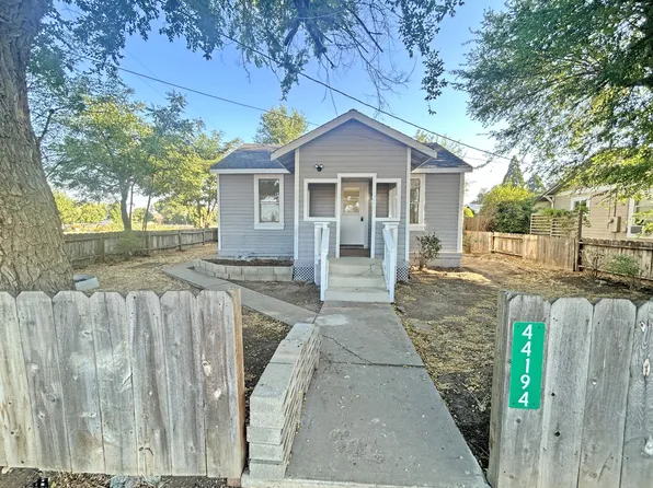 44194 Cedar St, McArthur, CA 96056