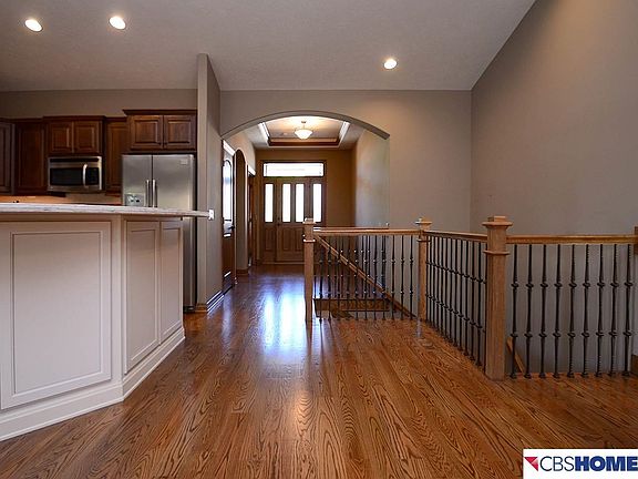 3rd image of 1403 S 189th Ct