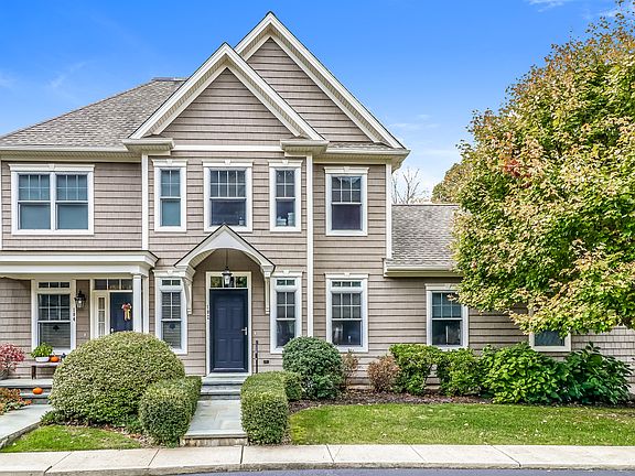 102 Colonial Village Circle