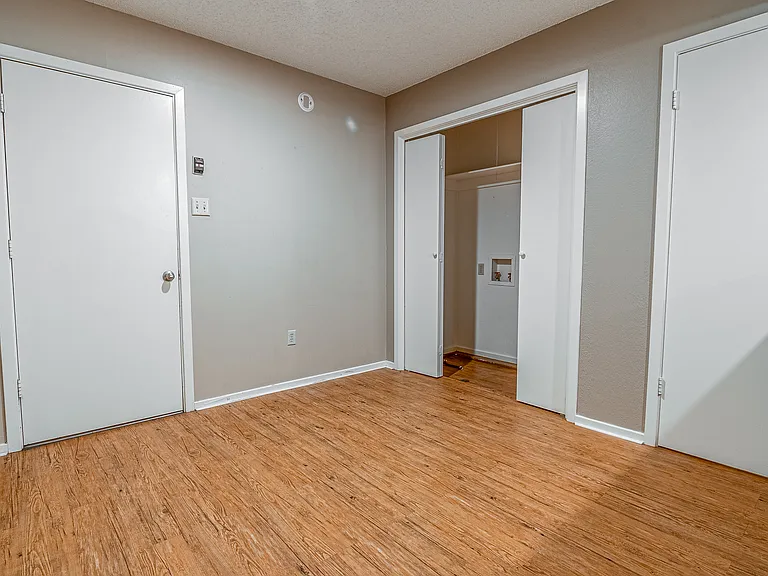 3532 Shell Ave — Photo 5