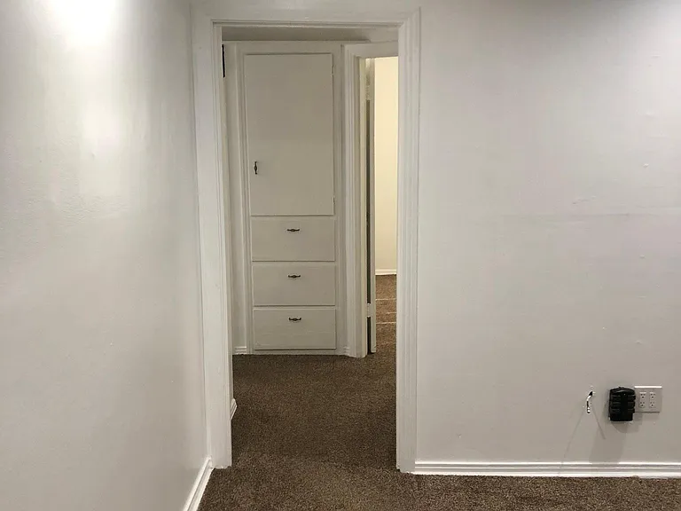 607 N Duck St — Photo 10