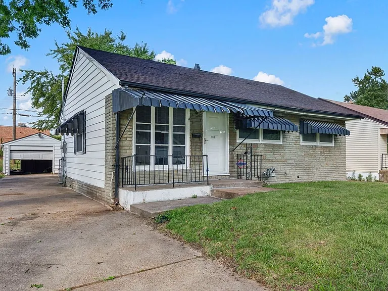 161 Cameron Rd — Photo 30