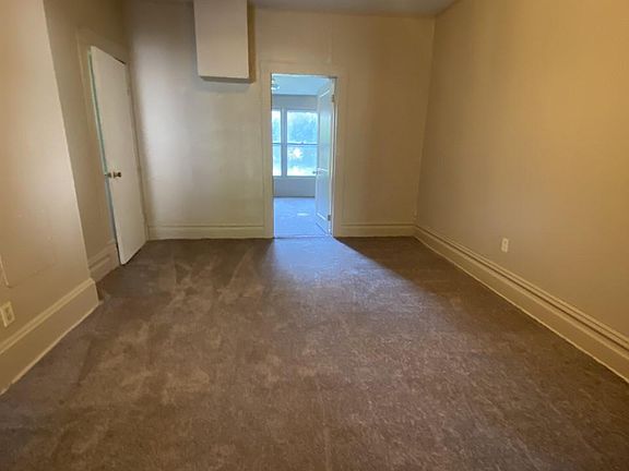 3rd image of 118 N College St #A