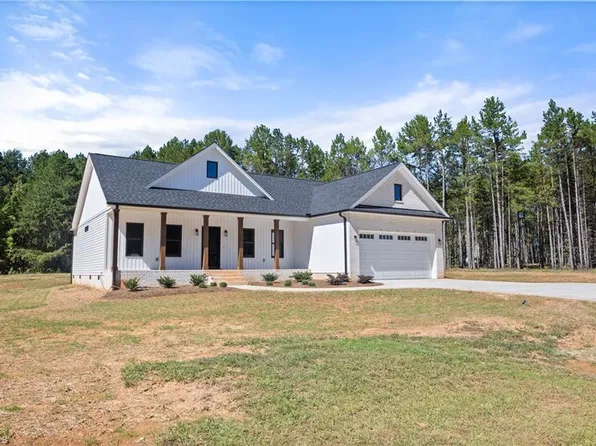 410 Potters Lndg, Denton, NC 27239