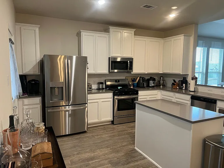 11425 Natalia Ln — Photo 11