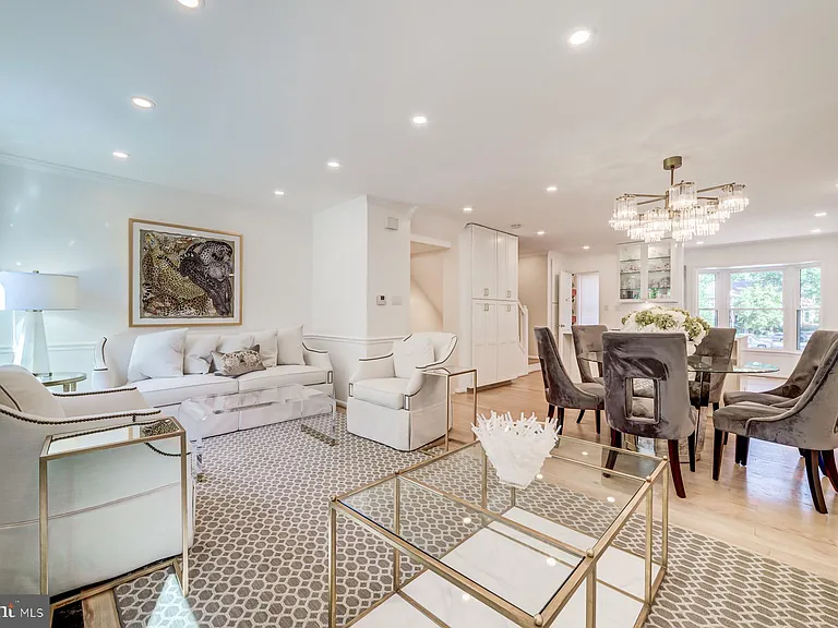 8 Carriage House Cir — Photo 20