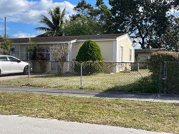 2nd image of 16045 NW 27th Pl