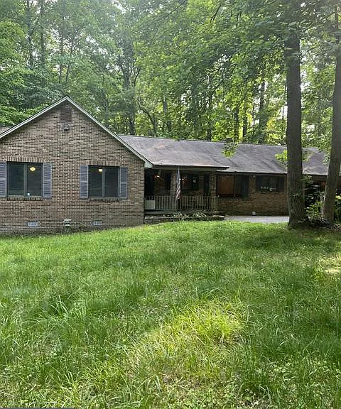 1007 Lee Jackson Dr — Photo 1