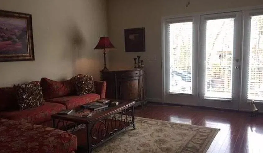 3 bed, 1900 sqft, $2,200 — Photo 4