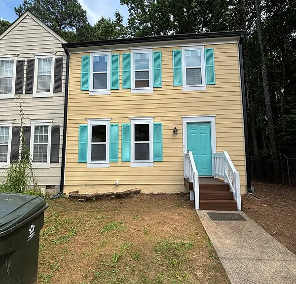 Lee Ct NW — Photo 1
