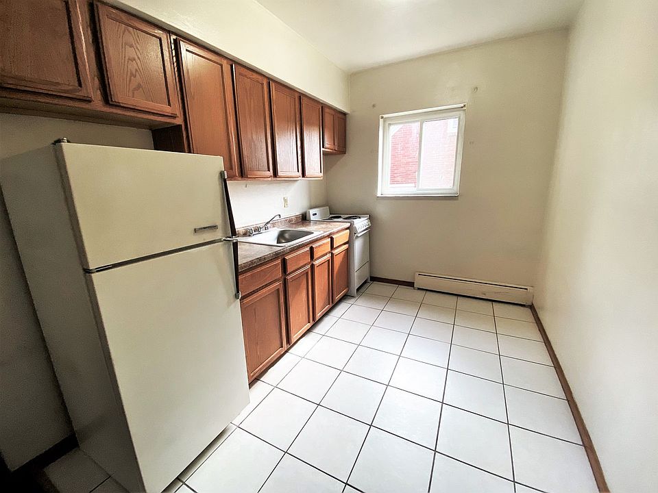 445 Walnut Street Apartment Rentals Springdale, PA Zillow