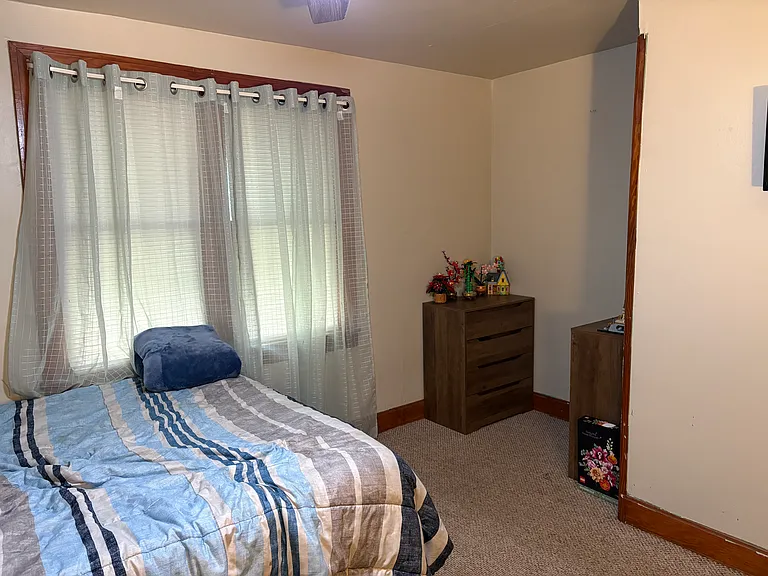 1431 S Franklin Ave — Photo 14