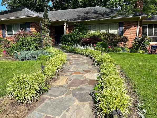 7011 31st St NW, Washington, DC 20015