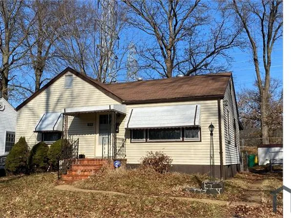 7613 Taber Dr, Saint Louis, MO 63133