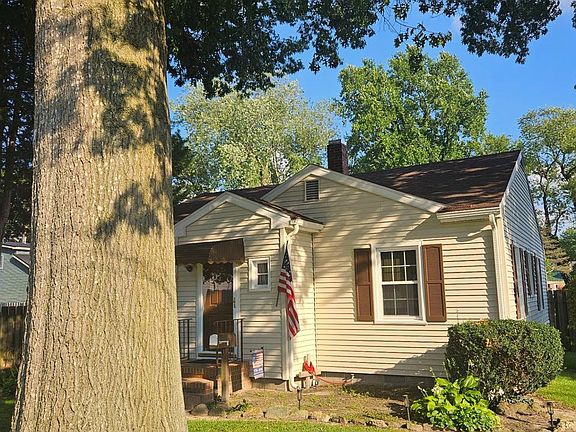 3rd image of 513 W Spruce St