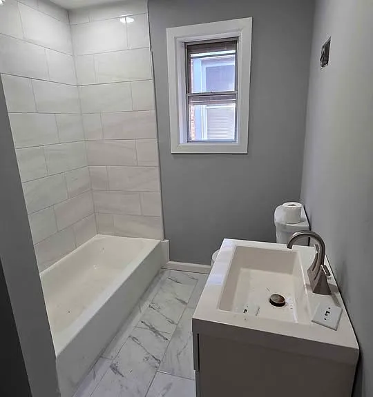1213 Carl Miller Blvd — Photo 1