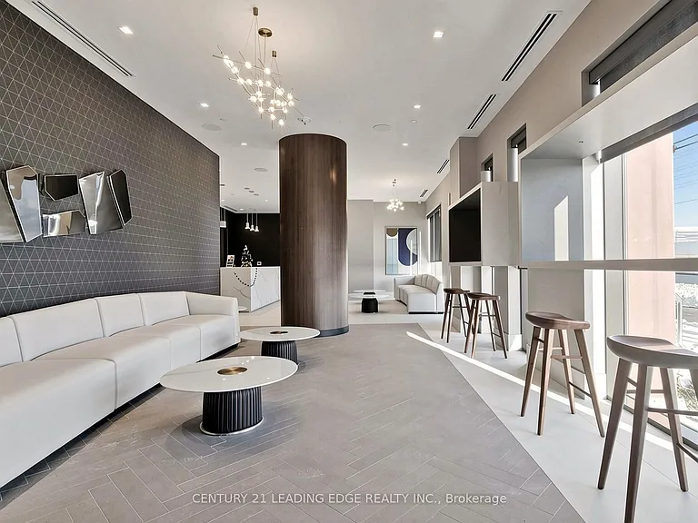 2550 Simcoe St N #409 — Photo 37