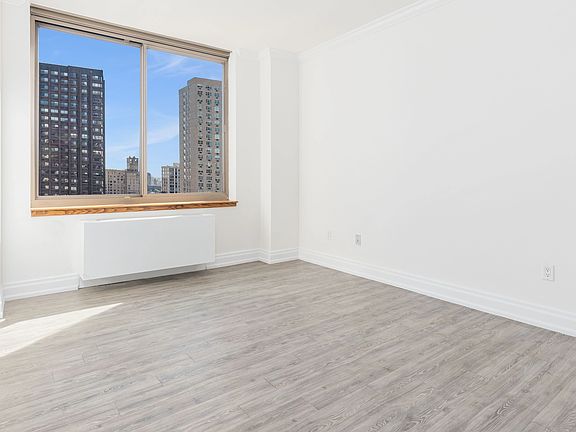 4th image of 400 E 90th St APT 18A