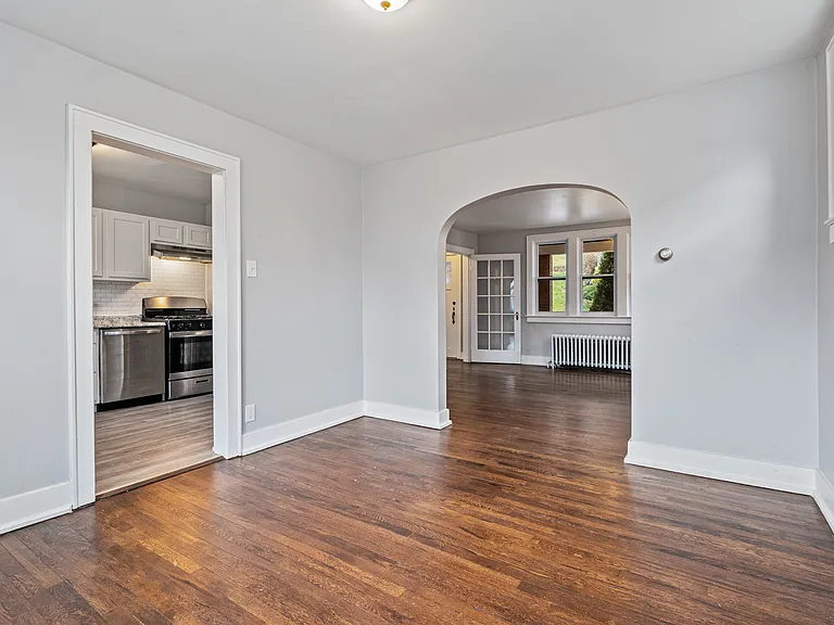 139 Sumner Ave — Photo 10
