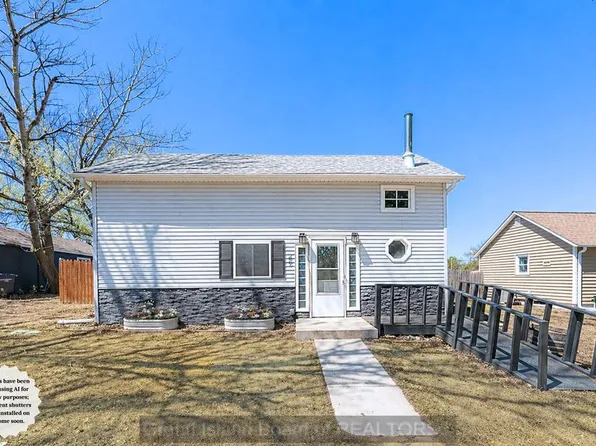 209 N Forbes Ave, Kenesaw, NE 68956