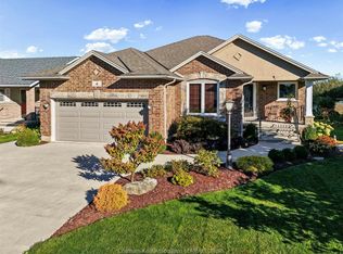 4 McKee Rd, Chatham Kent, ON N8A5G3