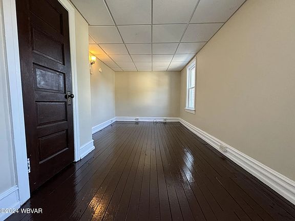 Large Bedroom 2
