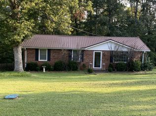 610 Beech St, Centerville, TN 37033
