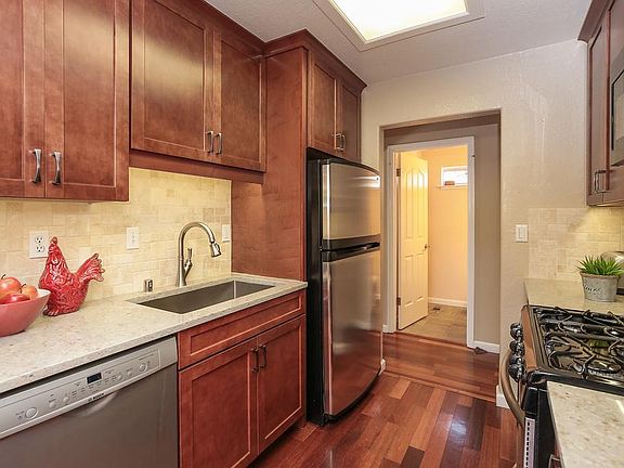 2nd image of 75 E Latimer Ave