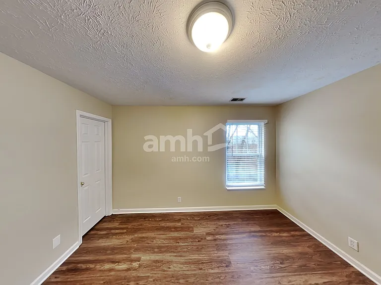 119 Crestwood Ln — Photo 21