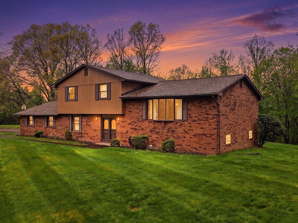 1st image of 152 Laura Dr