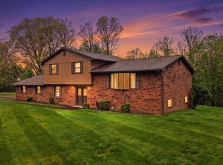 152 Laura Dr, Clinton, PA 15026