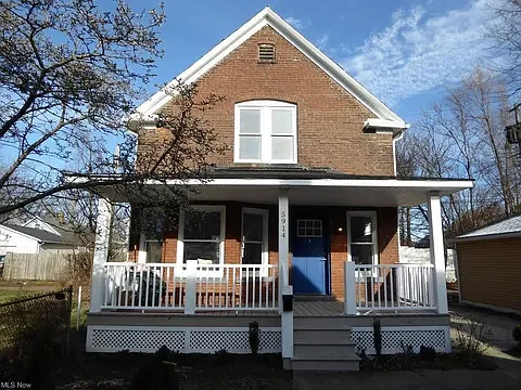 3 bed, 1644 sqft, $2,200 — Photo 1