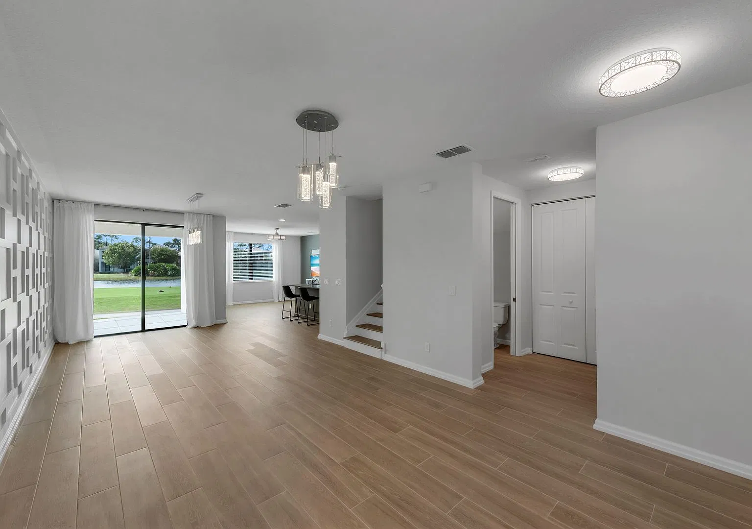 Beautiful Home in Bonita Fairways - Small Pets Welcome! — Photo 2