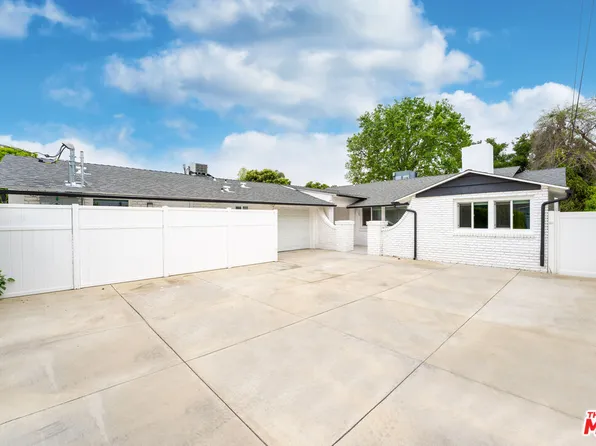 22937 Dolorosa St, Woodland Hills, CA 91367